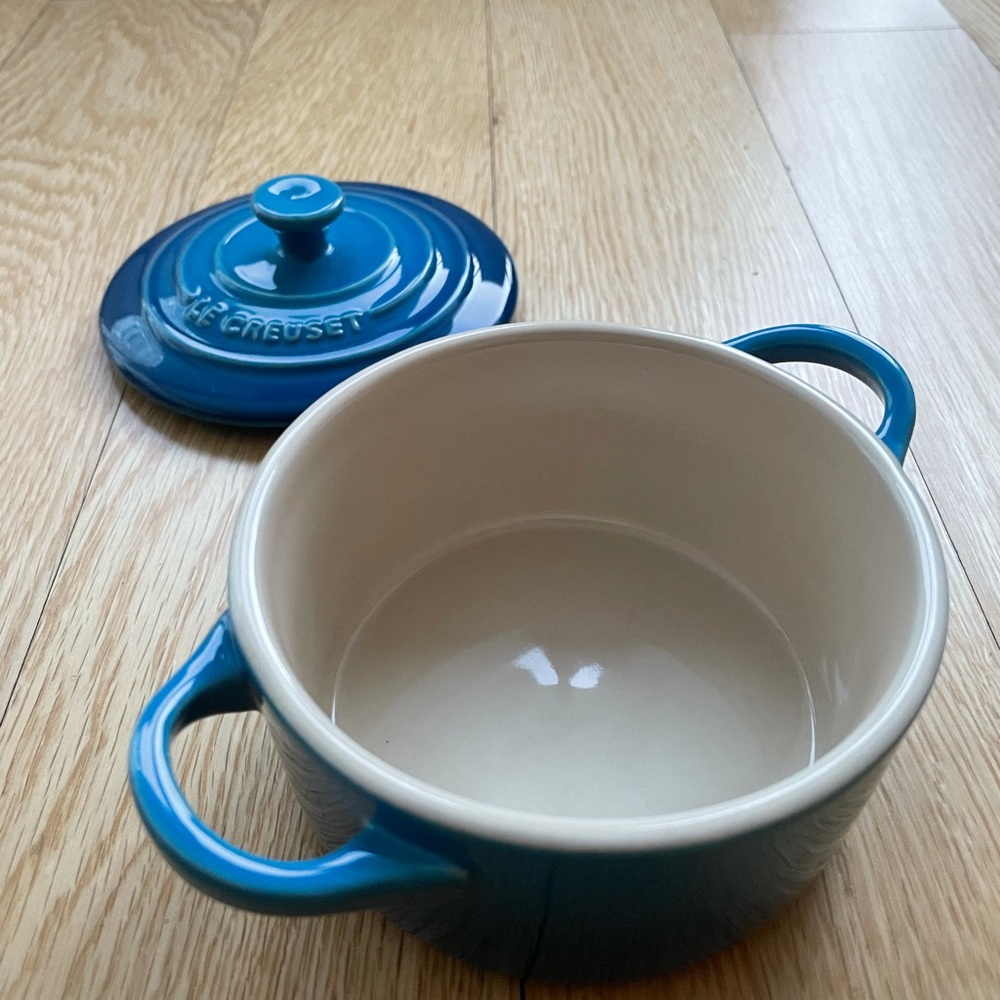Le Creuset® 8 oz. Mini Round Stoneware Cocotte